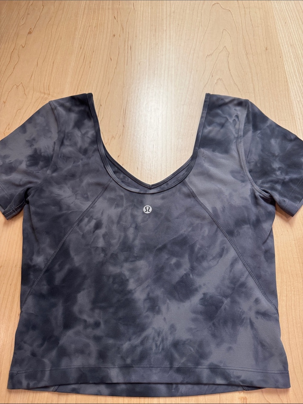 lululemon athletica Women's Cropped Top in Charcoal Tie-Dye size 6